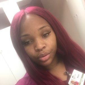 Meet your Posher, Edith